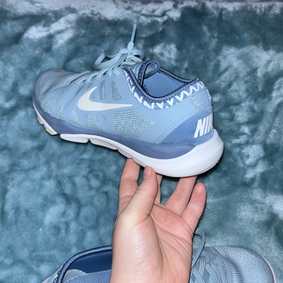 NIKE // Nike Flex Supreme TR 3 Womens Training Shoes - Picture 3 of 5